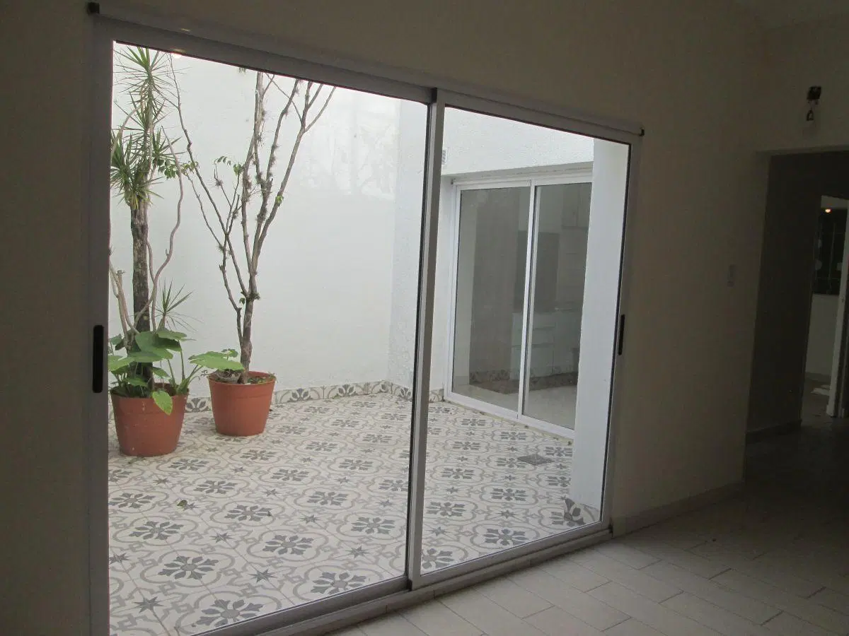 CASA P.H. 3AMB.. A ESTRENAR CON LOCAL AL FRENTE 2