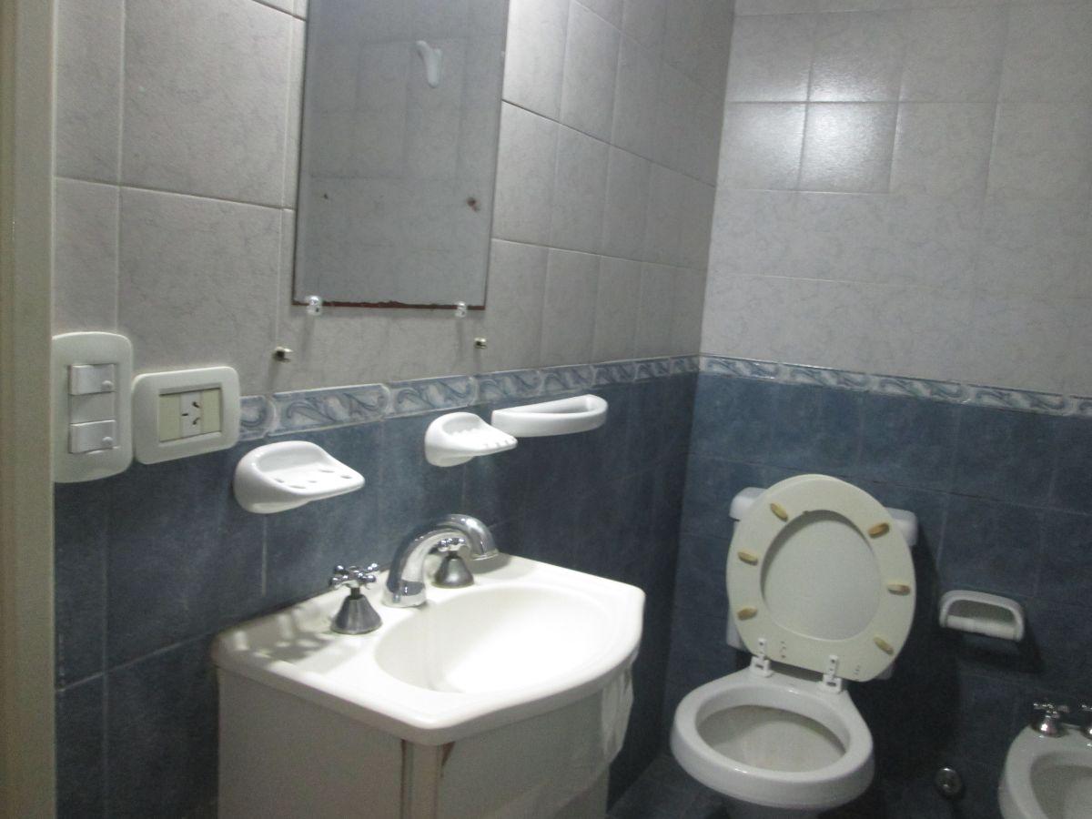 Foto de DUPLEX 2 AMB. LAV.CUB. TZA PROPIA - EXPENSAS: $ 100000, imagen 4