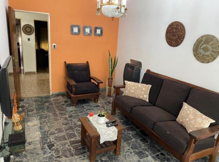 Venta - Casa en Quinta Galli de 4 ambientes con garage, quincho y parrilla