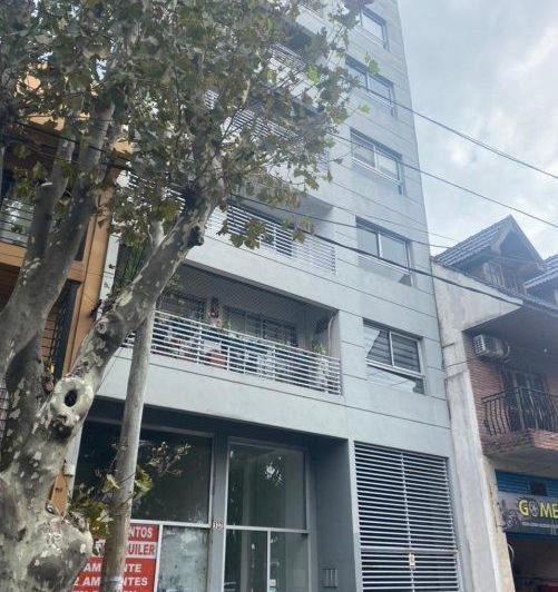 Departamento en alquiler en Sarandí - Monoambiente divisible 2