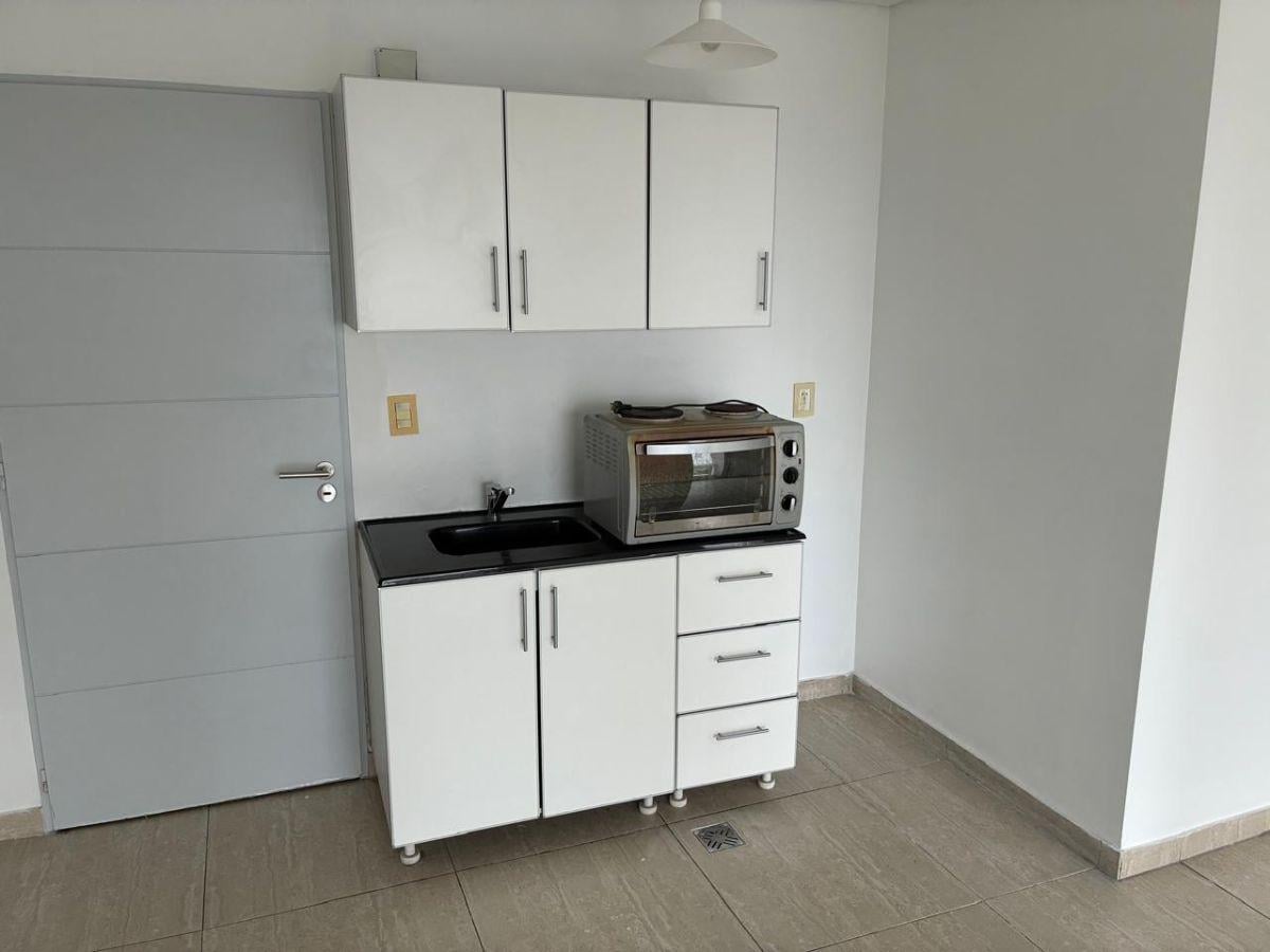 Foto de Alquiler - Departamento en Sarandí monoambiente con balcón, imagen 4