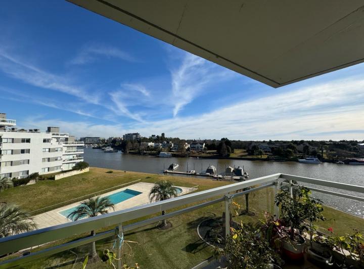Departamento en Islas del Canal 2