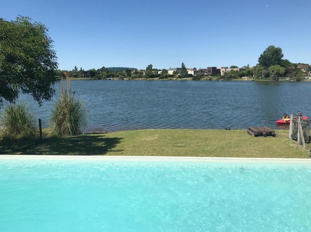 Talar del Lago I Casa al agua Alquiler temporal (exc Mariana)