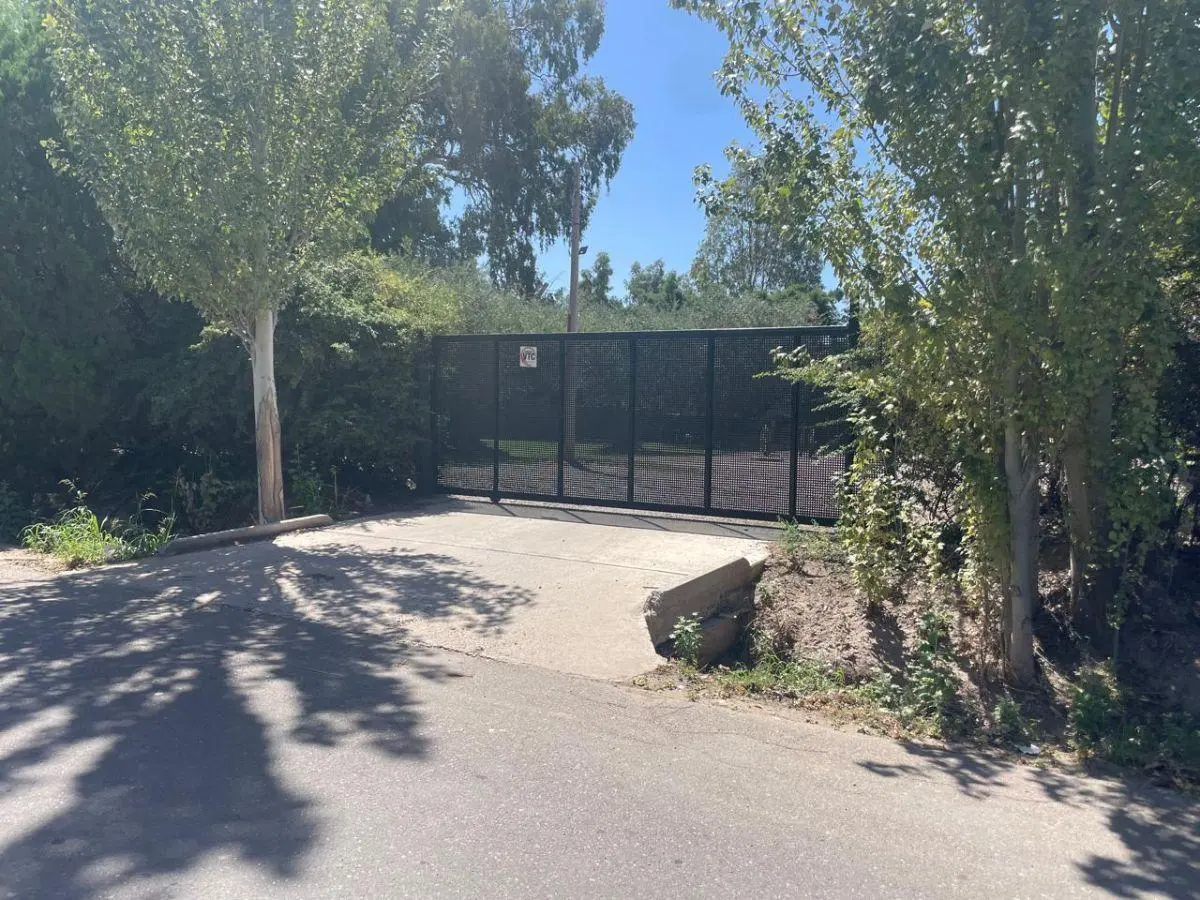 VENDO TERRENO EN ZONA INDUSTRIAL 5
