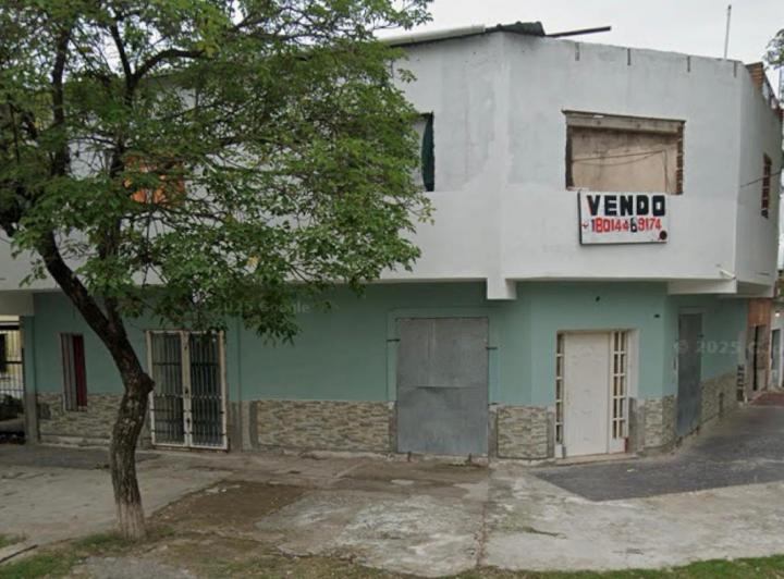 Casa Céntrica Con Comercio En Termas De Rio Hondo. 4