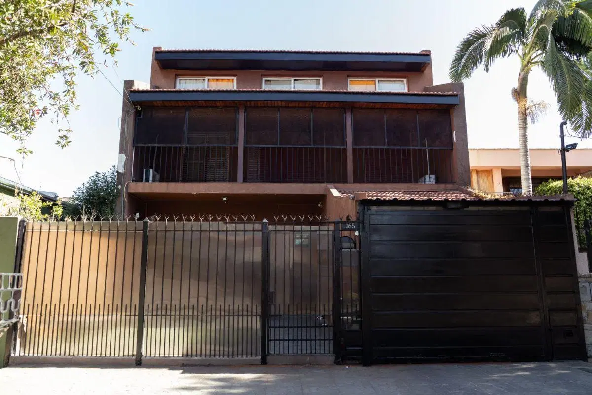 VENTA CASA 4 AMBIENTES. TEMPERLEY 5