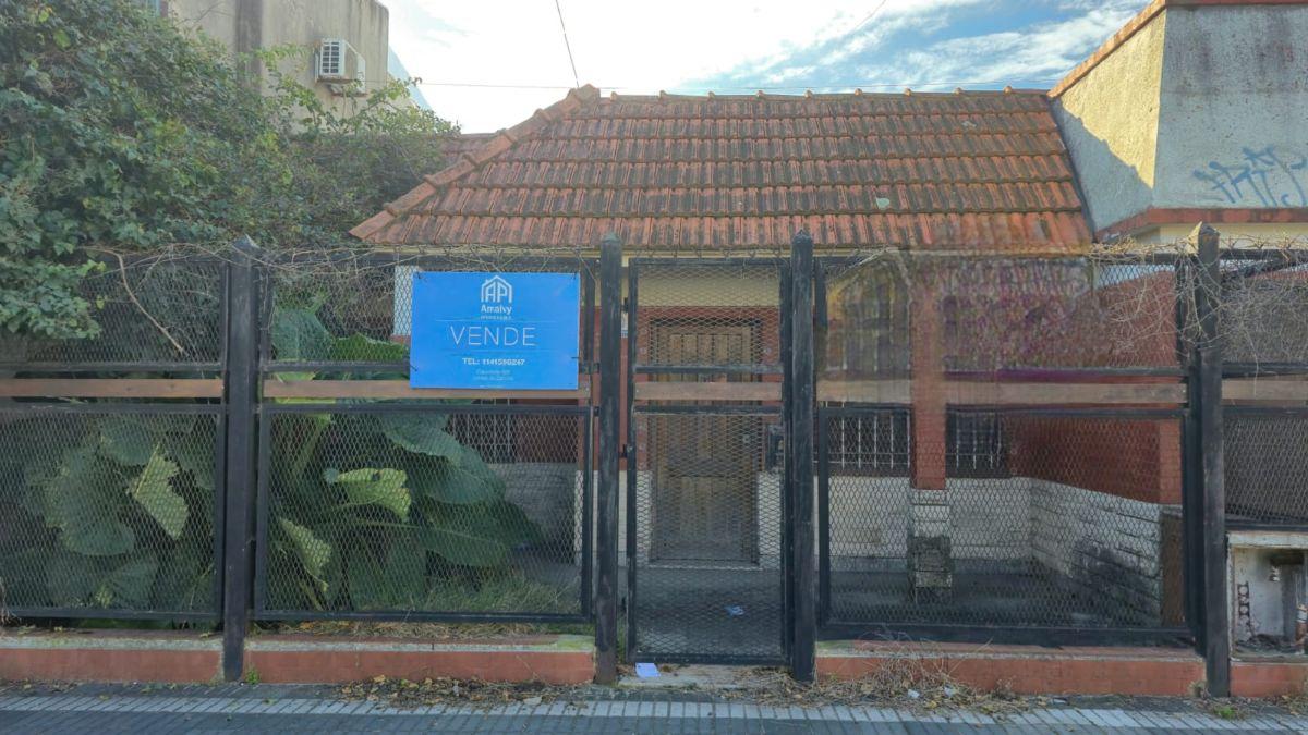 VENTA CASA 6 AMBIENTES. LOMAS DE ZAMORA LOTE DE 500 M² A RECICLAR