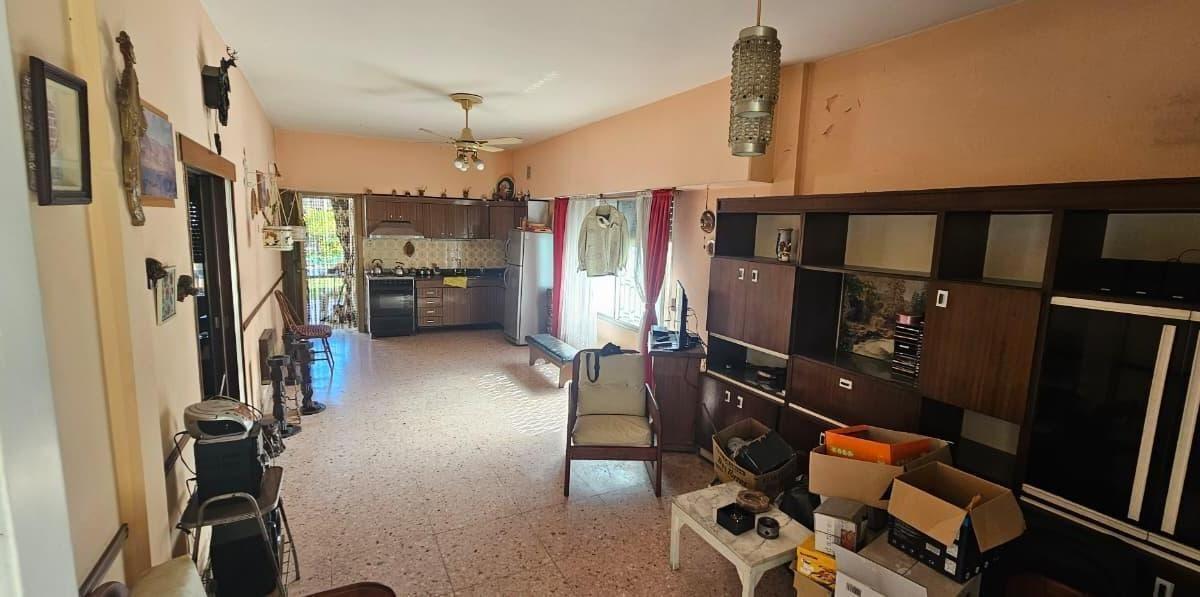 Foto de CASA 3 AMBIENTES EN VENTA – BANFIELD – APTO CRÉDITO, imagen 3