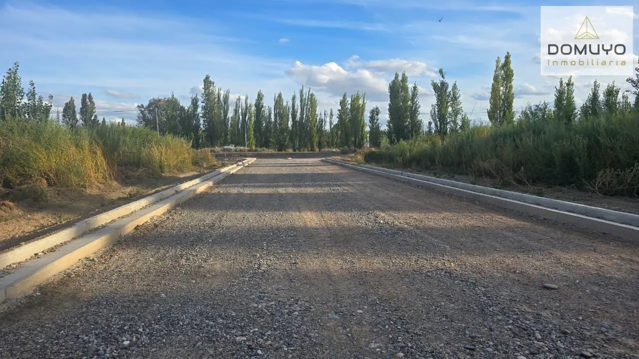 TerrenoVENTA - LOTE PREMIUM CON CLOACAS - LOS CEDROS III (2da ETAPA) 3