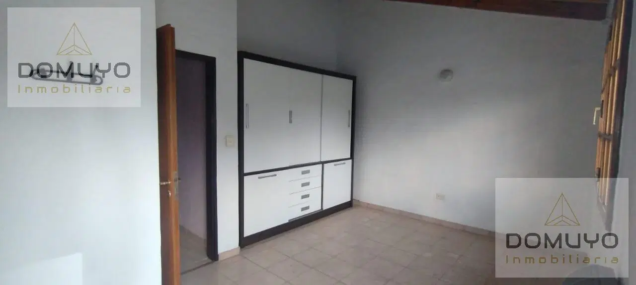 VENTA CASA 3 DORMITORIOS B° SAN MIGUEL PLOTTIER 4