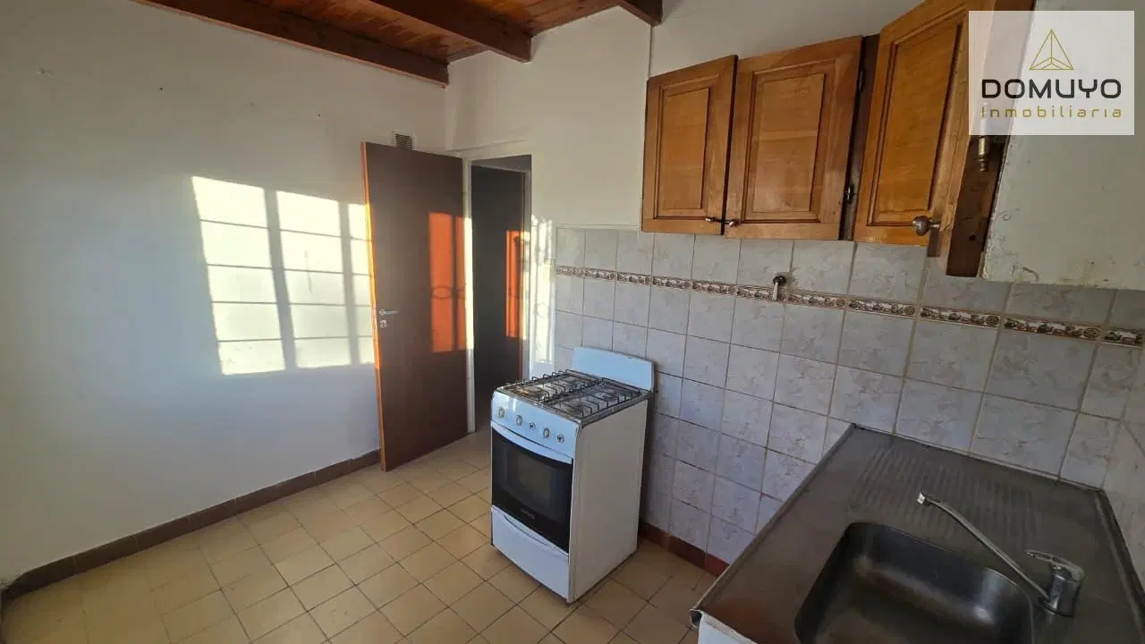 SE ALQUILA CASA EN SENILLOSA 3