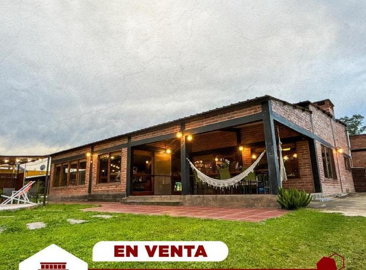 Casa en Venta en Cerrillos con piscina y sala de juego 2