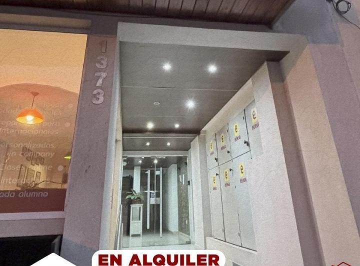 Monoambiente en alquiler en macrocentro 1