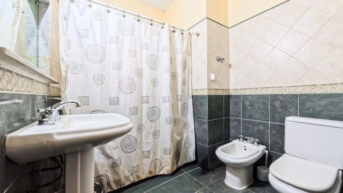 VENTA CASA 2 AMB CON PARQUE RANELAGH 2