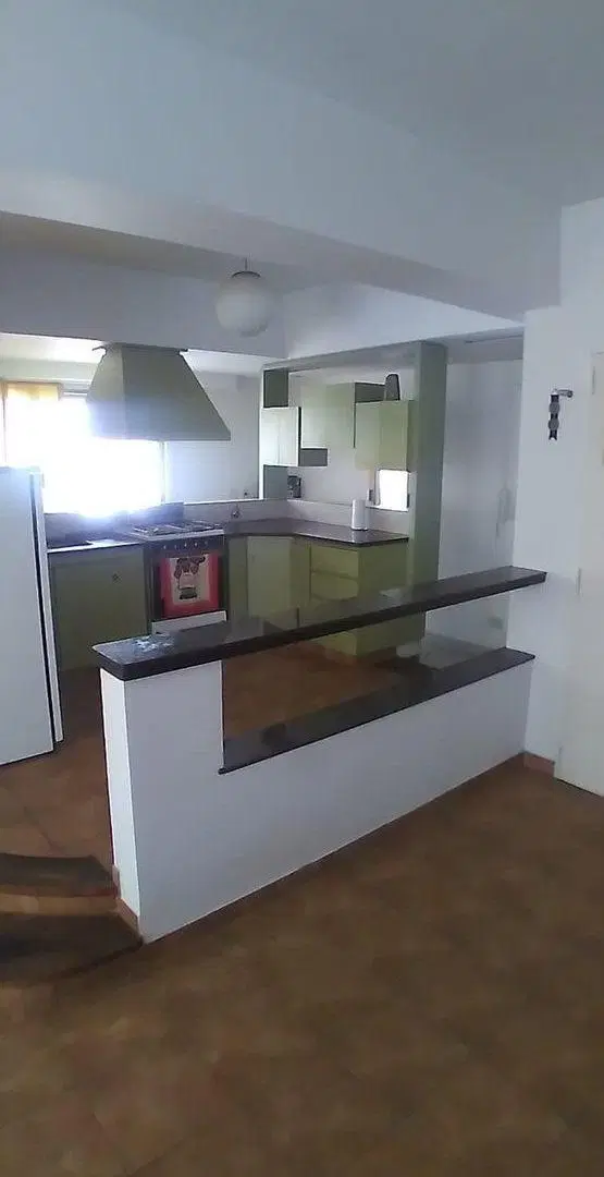Venta casa de 4 ambientes 2