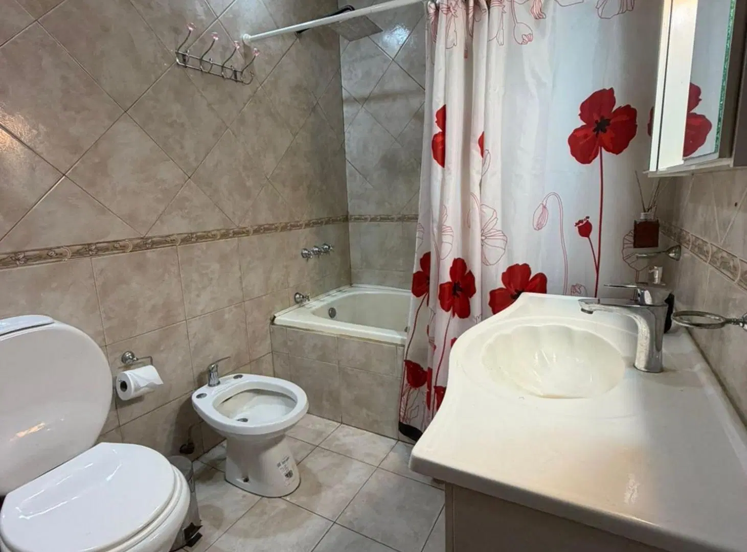 VENTA CASA 3 AMBIENTES LAFERRERE 3