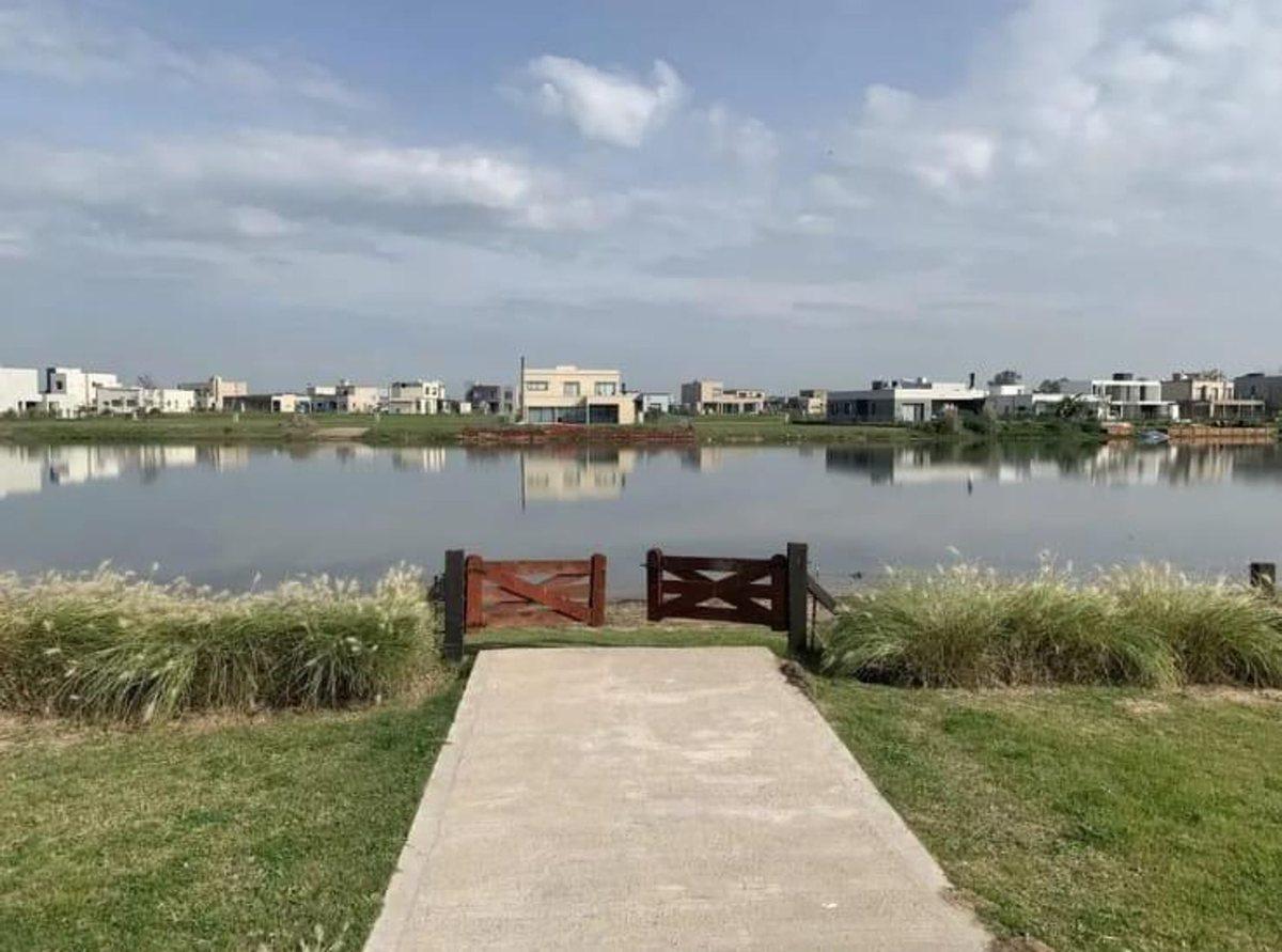LOTE EN VENTA BARRIO SANTA CLARA AL SUR ETAPA III