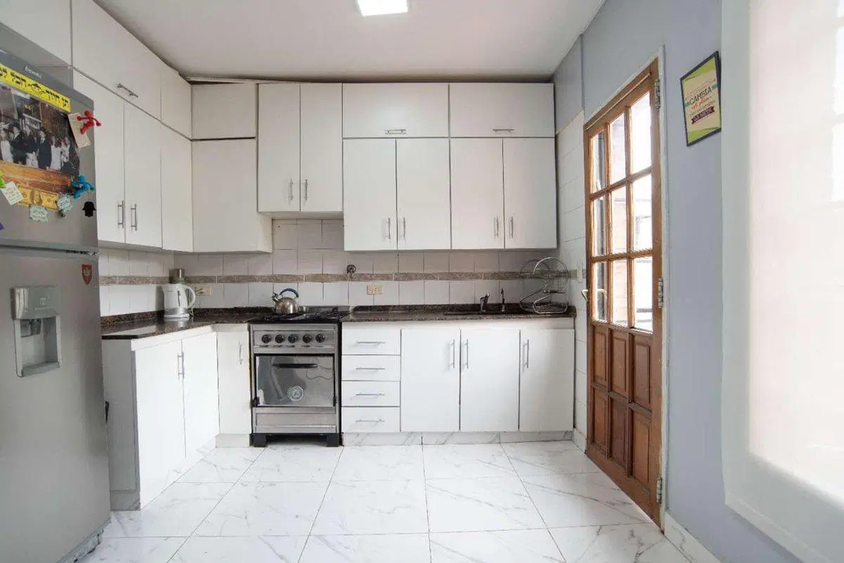 VENTA SAAVEDRA TRIPLEX | PILETA, QUINCHO, COCHERA 5
