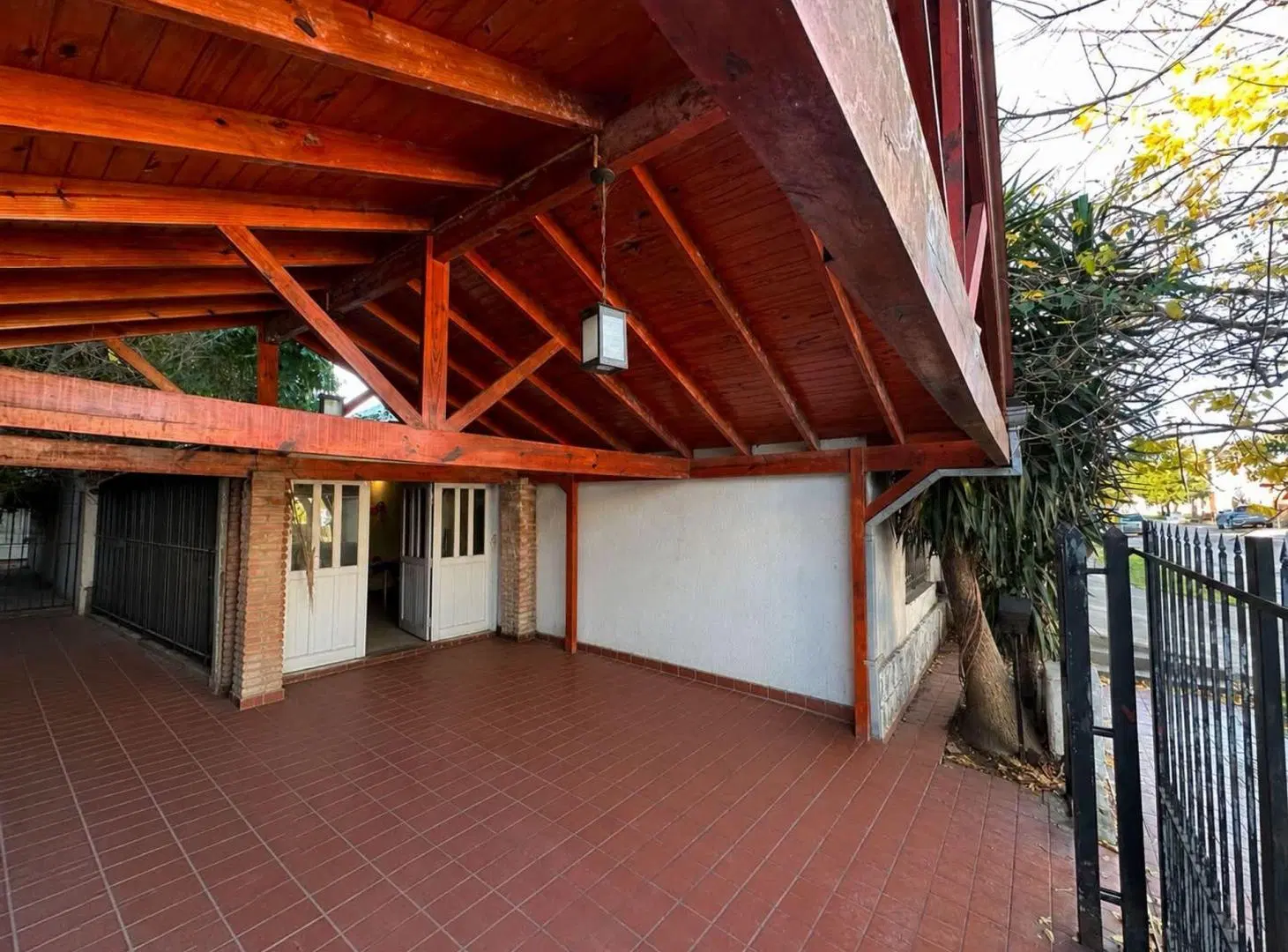 Venta PH 3 ambientes Berazategui al frente PB 2