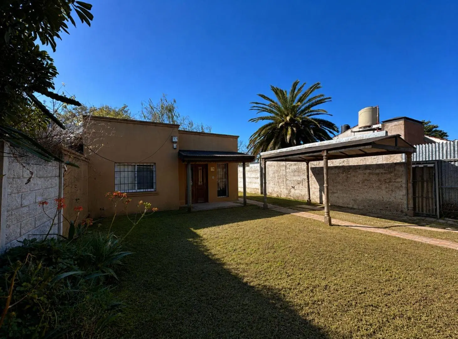 Venta casa 3 ambientes Paso del Rey Pileta Quincho 2