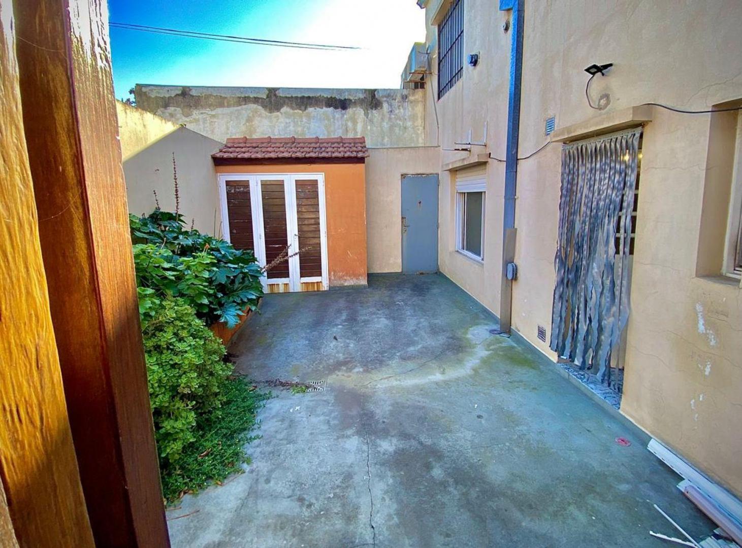Foto de Venta PH 3 Ambientes San Carlos Patio, imagen 3