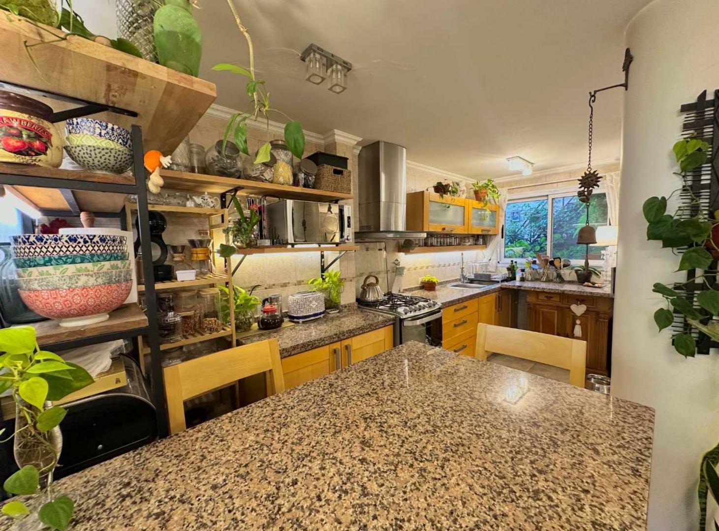 Foto de VENTA CASA 5 AMBIENTES PARQUE CHAS, imagen 4