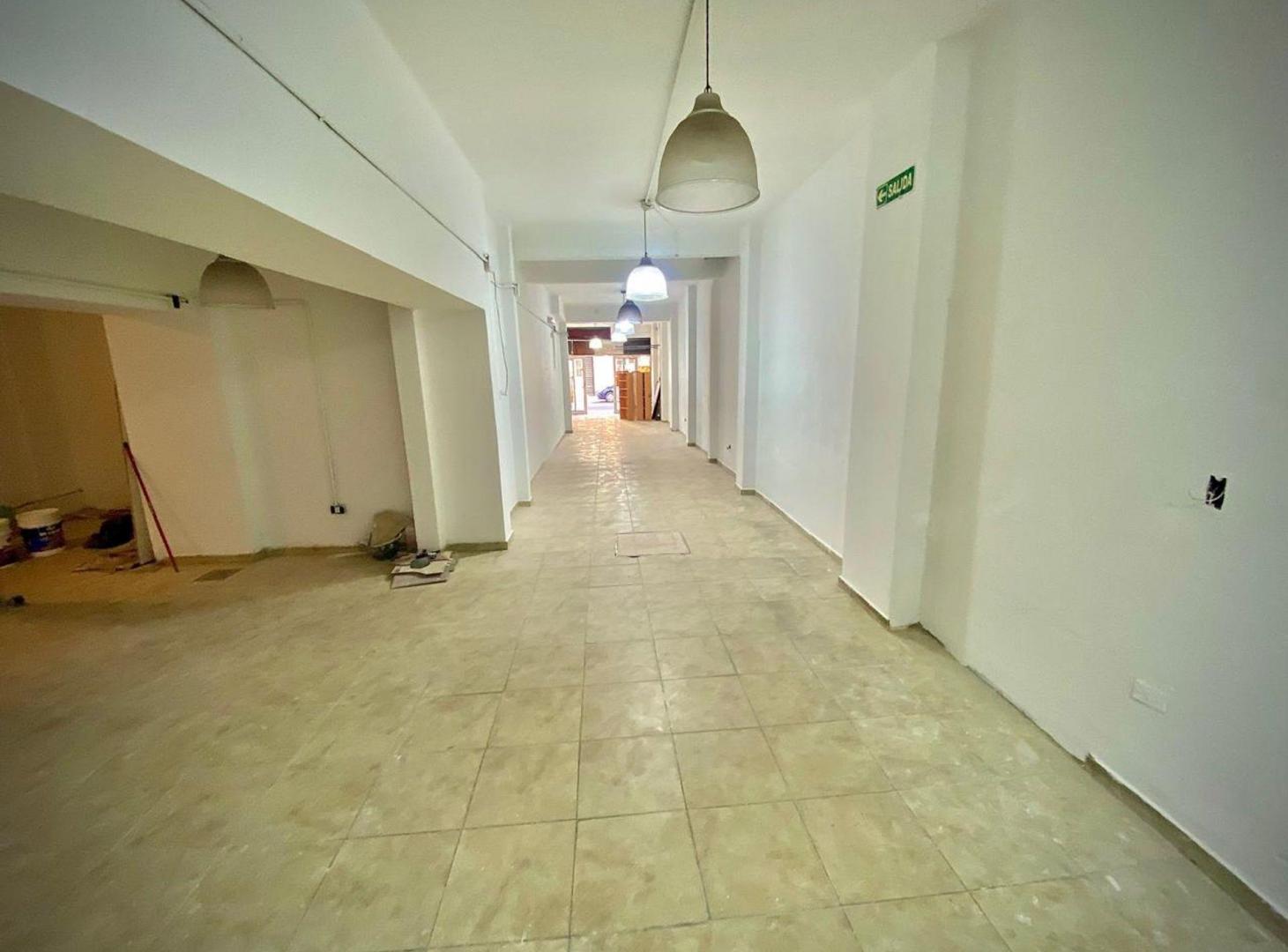 Foto de Venta Local Villa Luro oportunidad, imagen 2