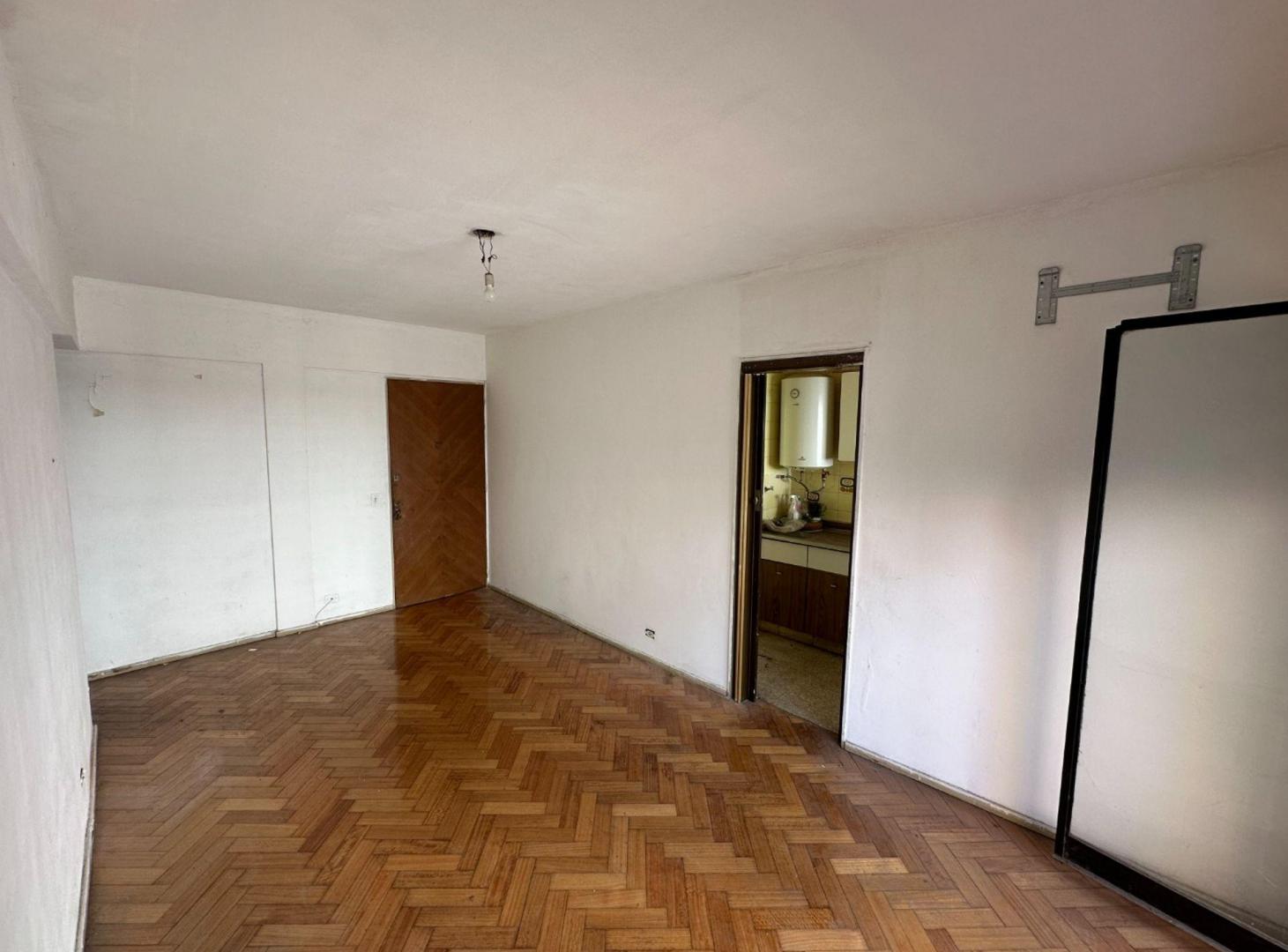Foto de VENTA DPTO 2 AMBIENTES BALVANERA, imagen 2