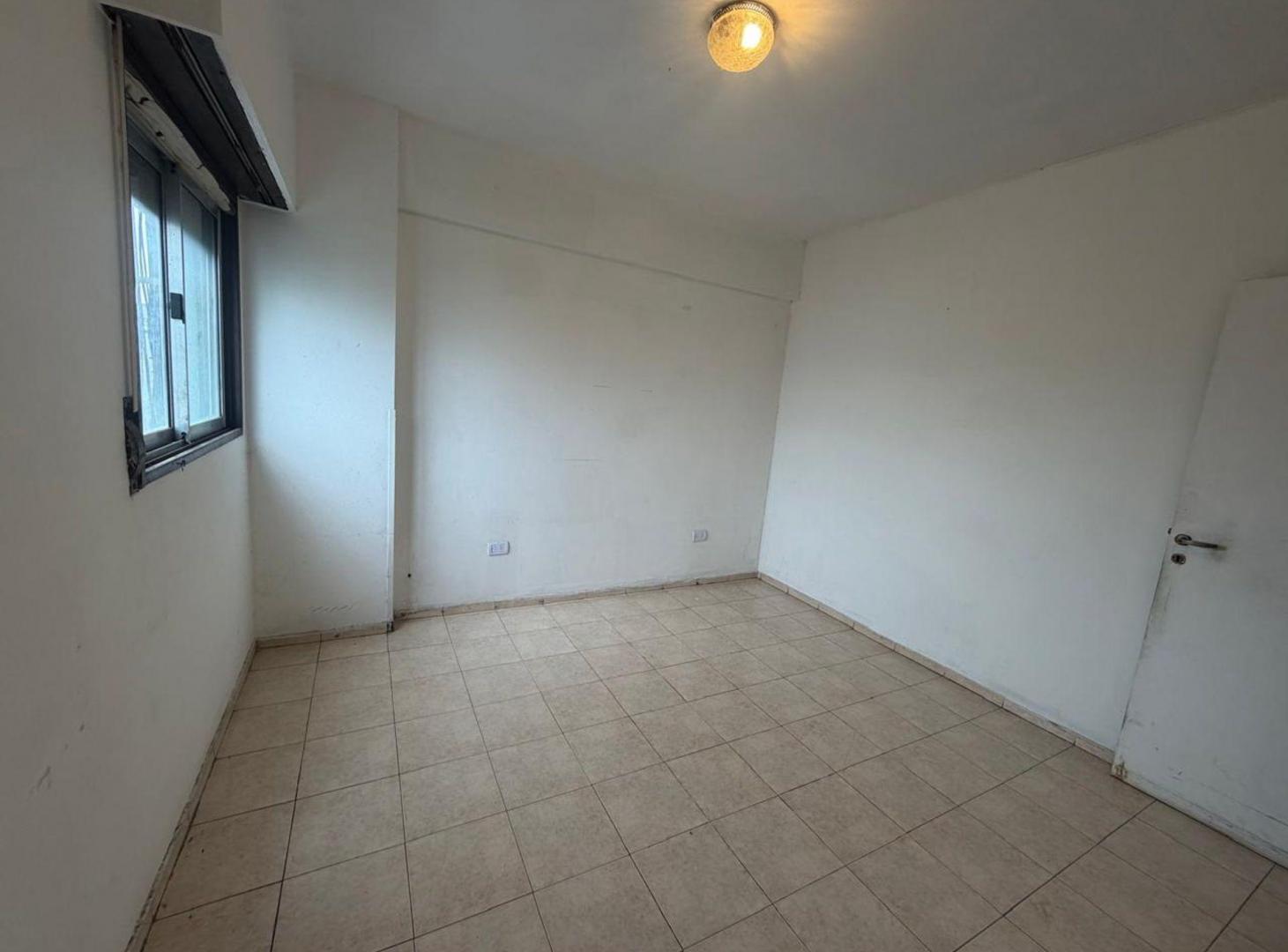 Foto de VENTA 4 AMBIENTES PARQUE PATRICIOS CABA, imagen 1