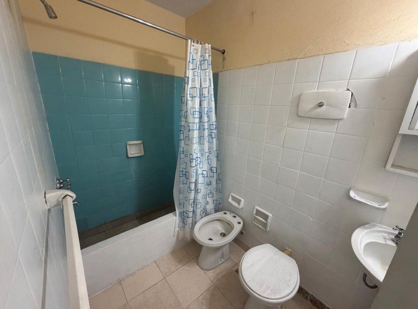 Foto de VENTA 4 AMBIENTES PARQUE PATRICIOS CABA, imagen 4