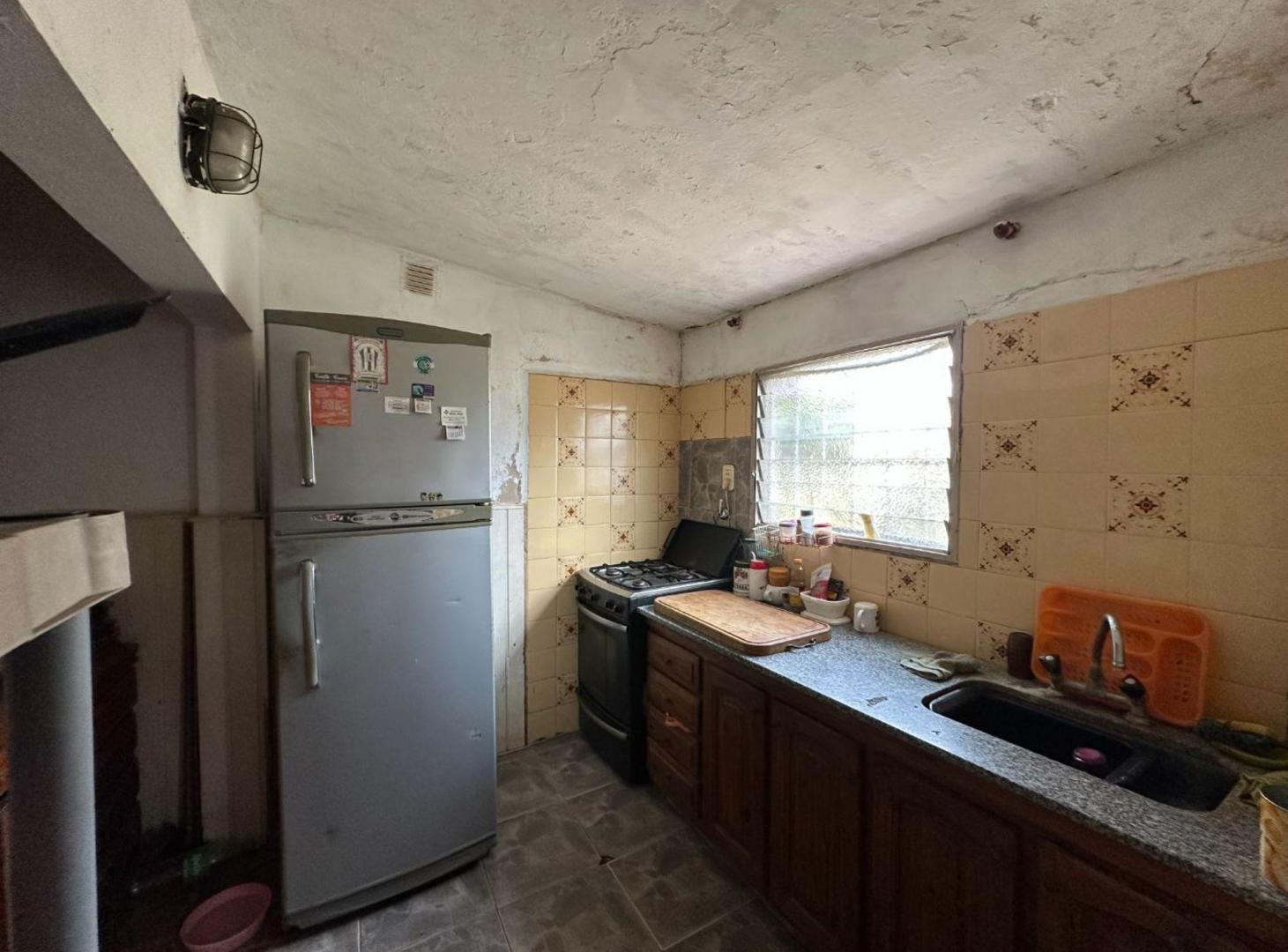 Foto de VENTA CASA 3 AMBIENTES LUJAN A REFACCIONAR, imagen 3
