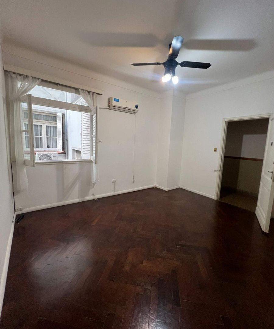 Foto de VENTA departamento 2 Ambientes Colegiales Amplio, imagen 2
