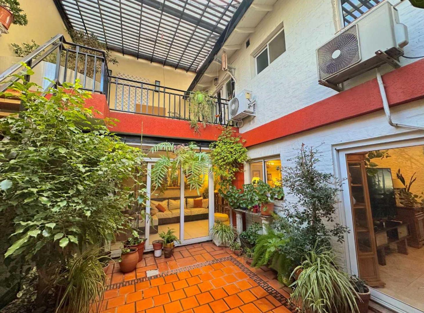Foto de VENTA CASA 5 AMBIENTES PARQUE CHAS COCHERAS, imagen 4