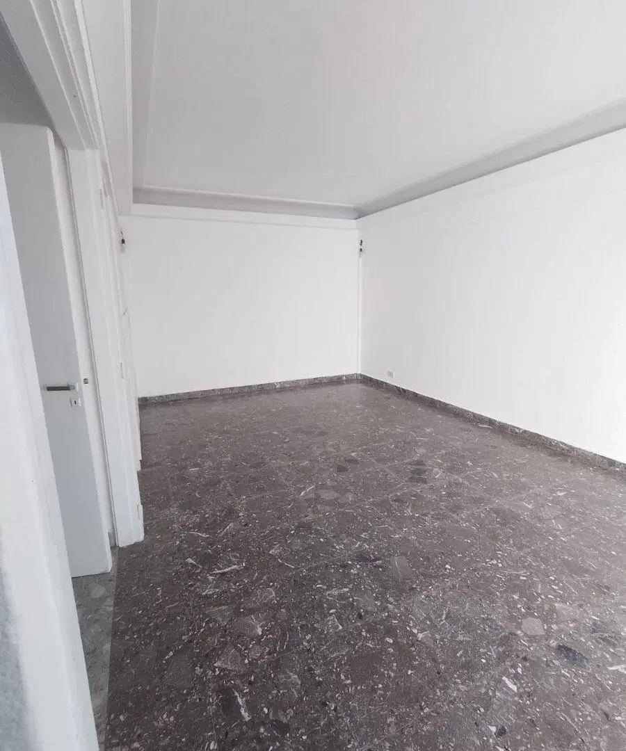 DEPARTAMENTO 2 AMBIENTES AMPLIO CON 2 PATIOS 4