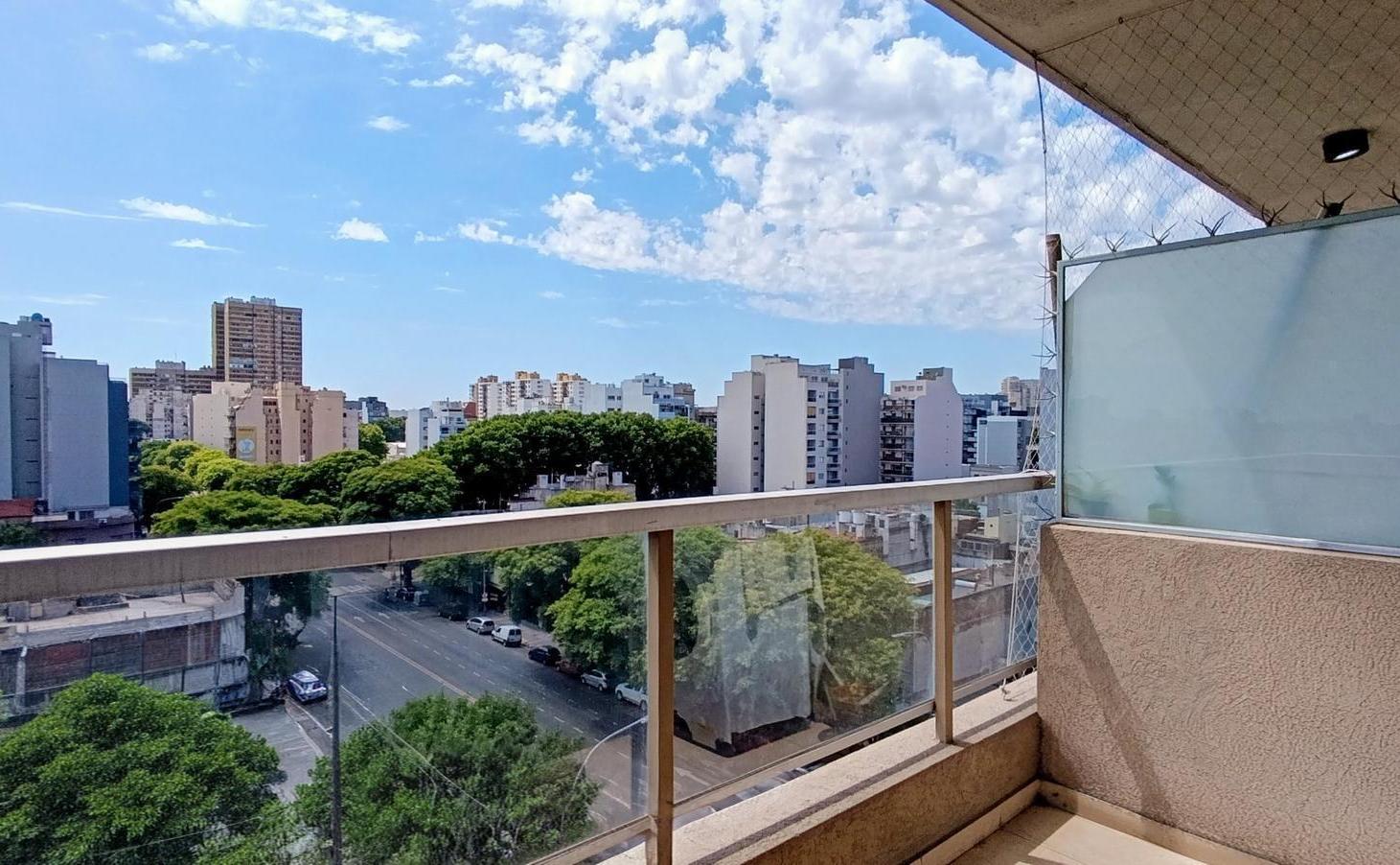 Alquiler 3 ambientes con suite y vestidor + balcón con parrilla | 2 baños | Amenities | Villa Luro (