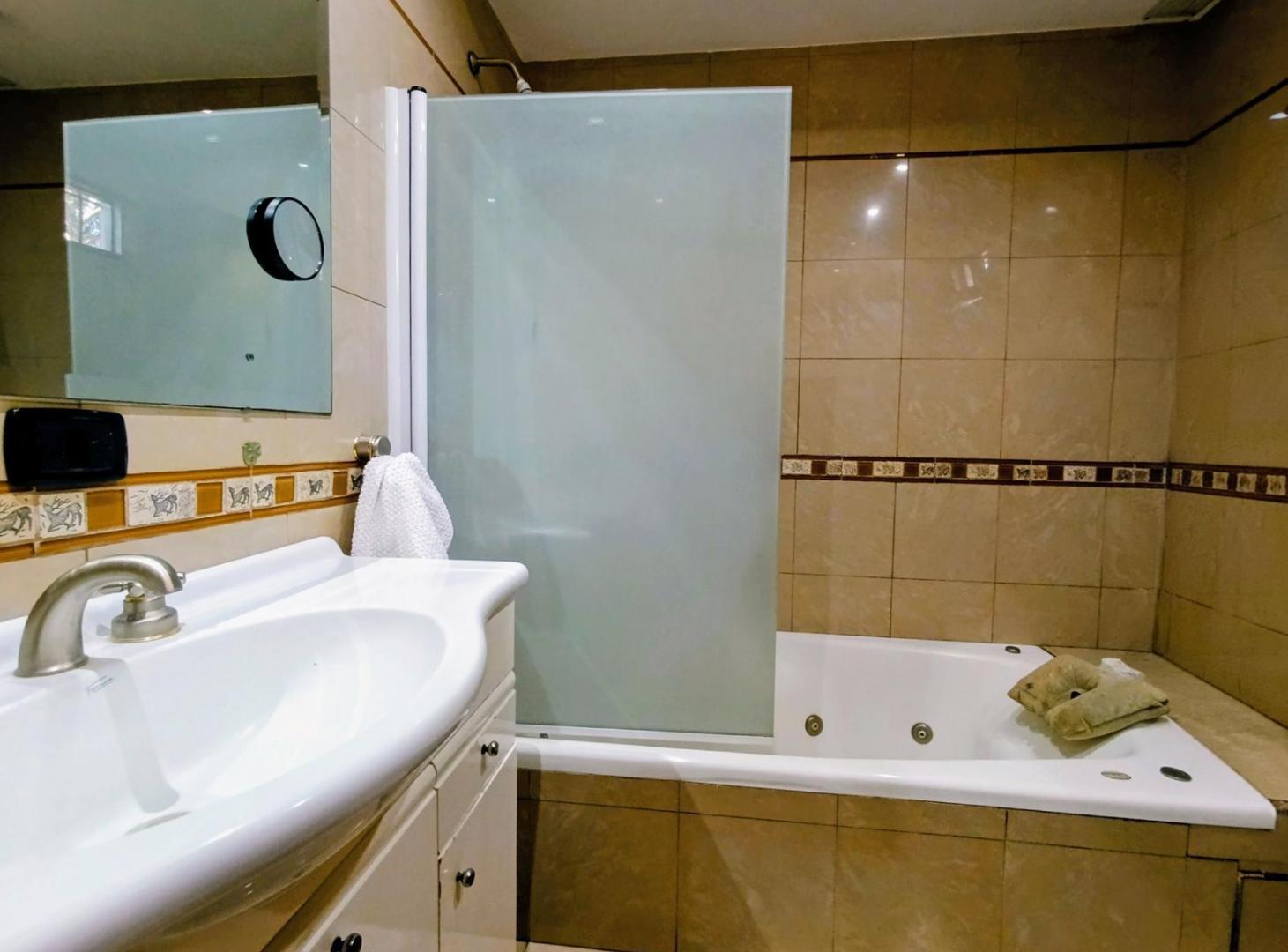 Foto de Casa 6 ambientes con pileta y quincho en Moreno | Temporario amoblado o, imagen 1