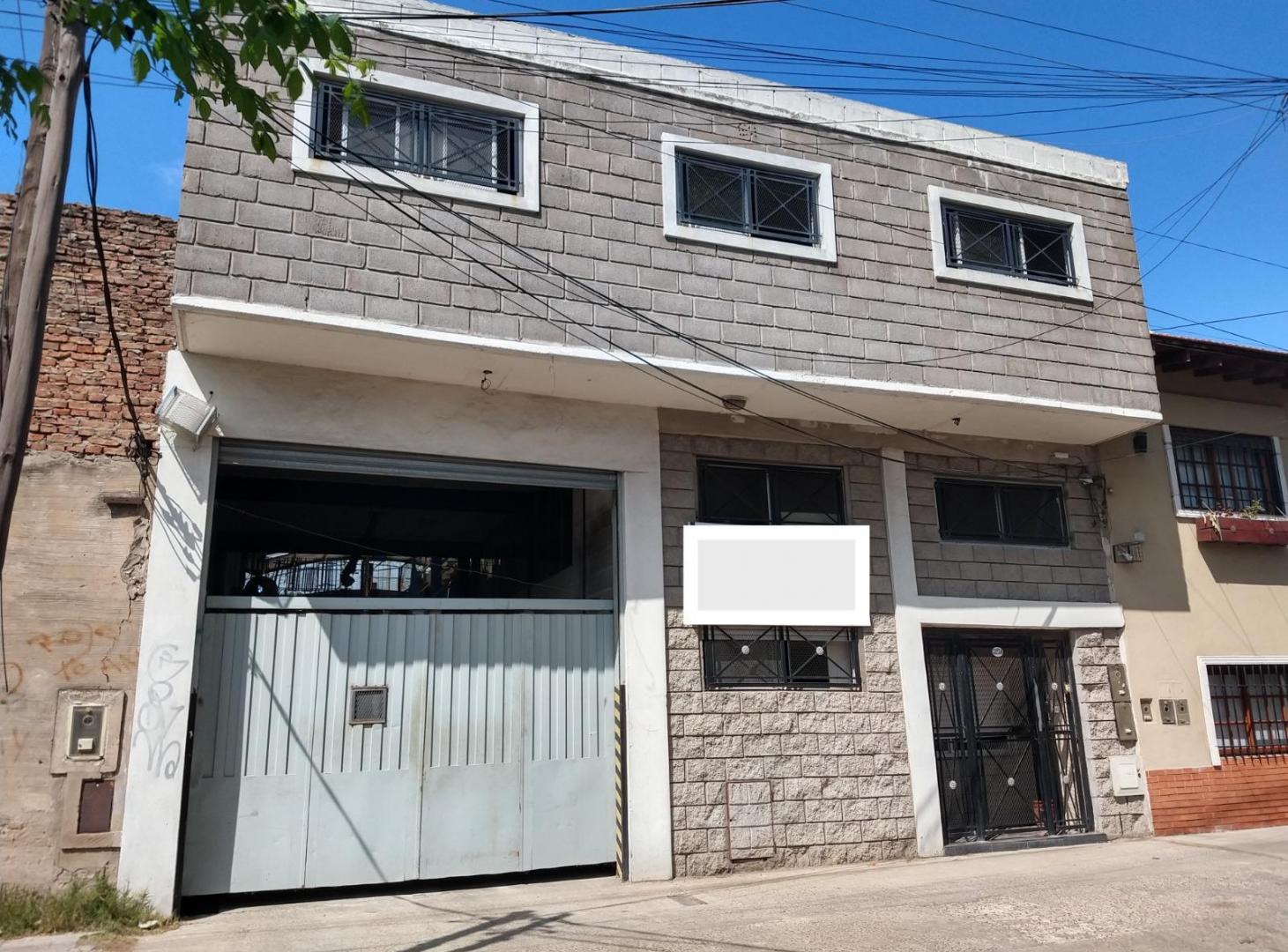 Foto de VENTA Galpon amplio en caseros, imagen 5