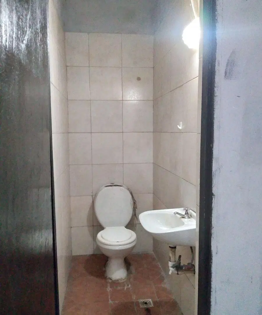 SE ALQUILA LINDO DEPOSITO 2