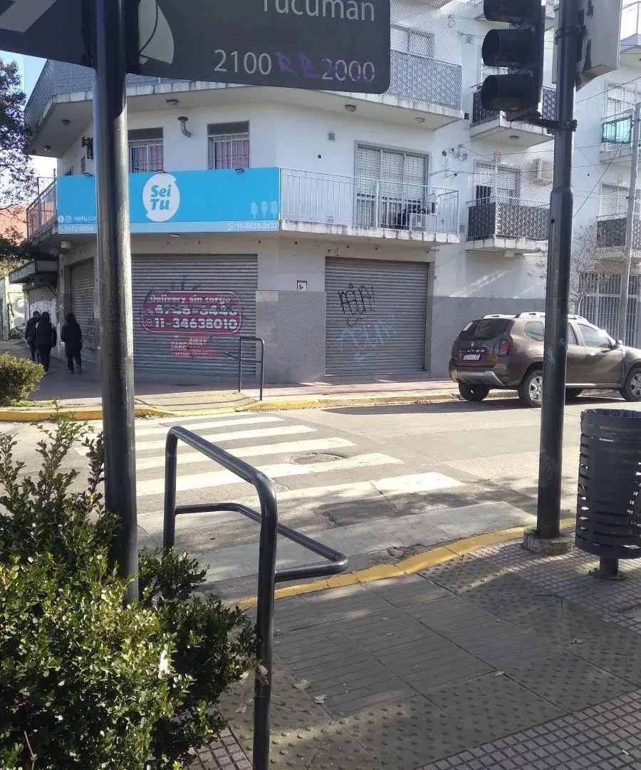 SE ALQUILA EXCELENTE LOCAL EN HERMOSA ESQUINA COMERCIAL 2