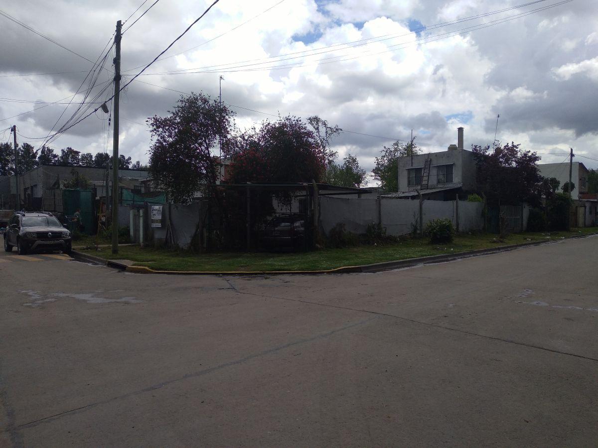 Foto de OPORTUNIDAD EN TIGRE,,CASA DE 3 AMBIENTES CON 2 DEPARTAMENTOS MAS, imagen 5
