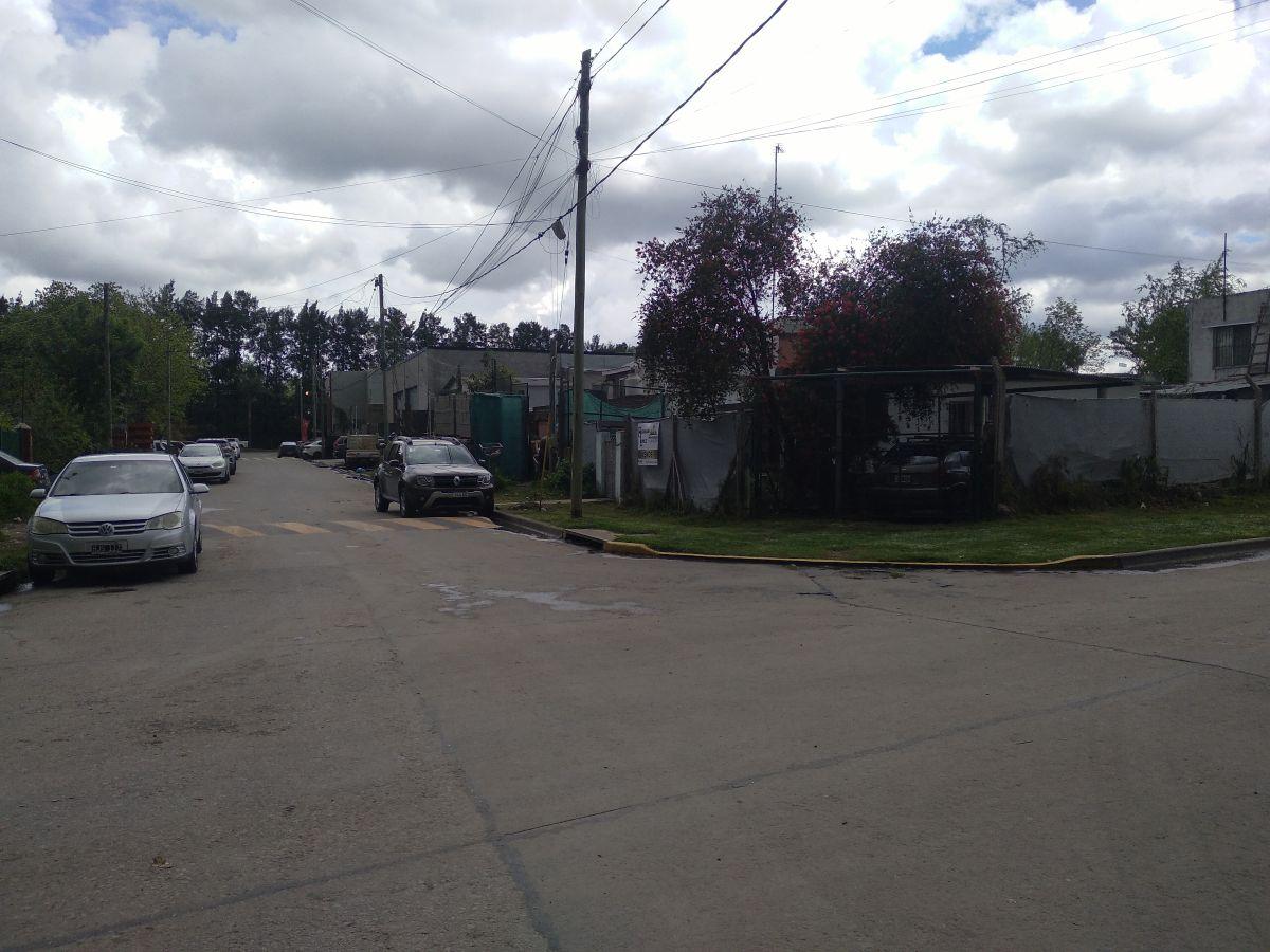 Foto de OPORTUNIDAD EN TIGRE,,CASA DE 3 AMBIENTES CON 2 DEPARTAMENTOS MAS, imagen 4