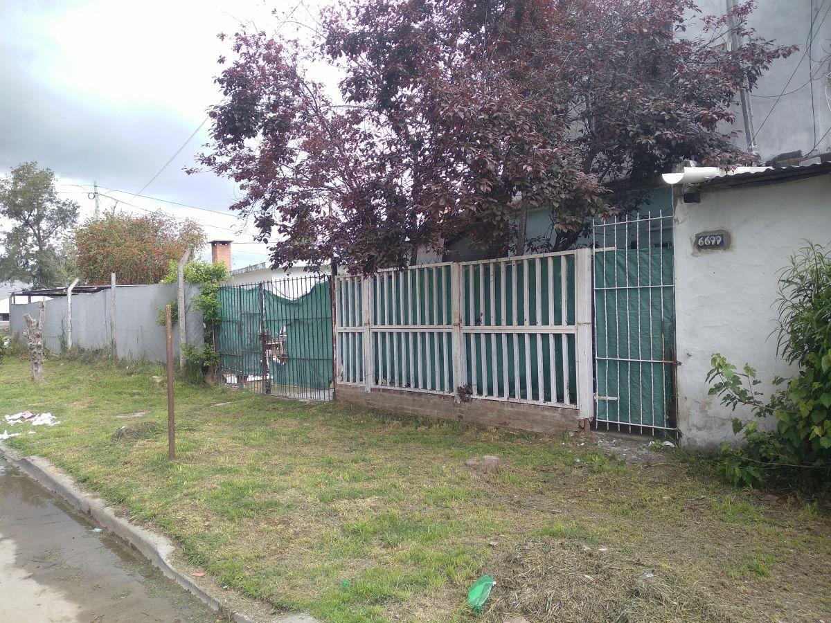 Foto de OPORTUNIDAD EN TIGRE,,CASA DE 3 AMBIENTES CON 2 DEPARTAMENTOS MAS, imagen 1