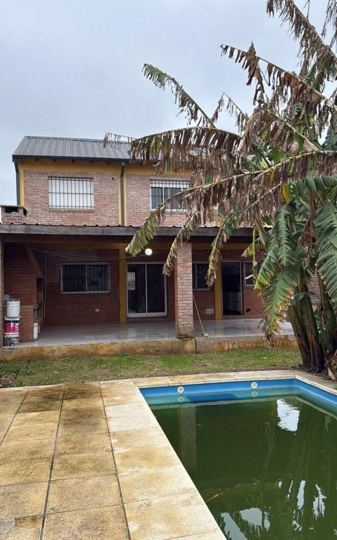 Foto de EXCELENTE CASA CON PILETA,S9BRE LOTE DE 3000M²,EV AVENIDA, imagen 4