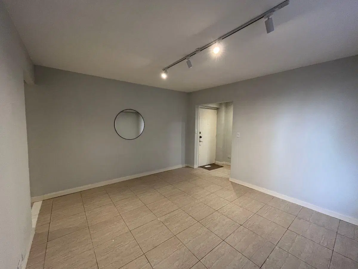 Venta - Departamento de 3 amb. en Olleros 5
