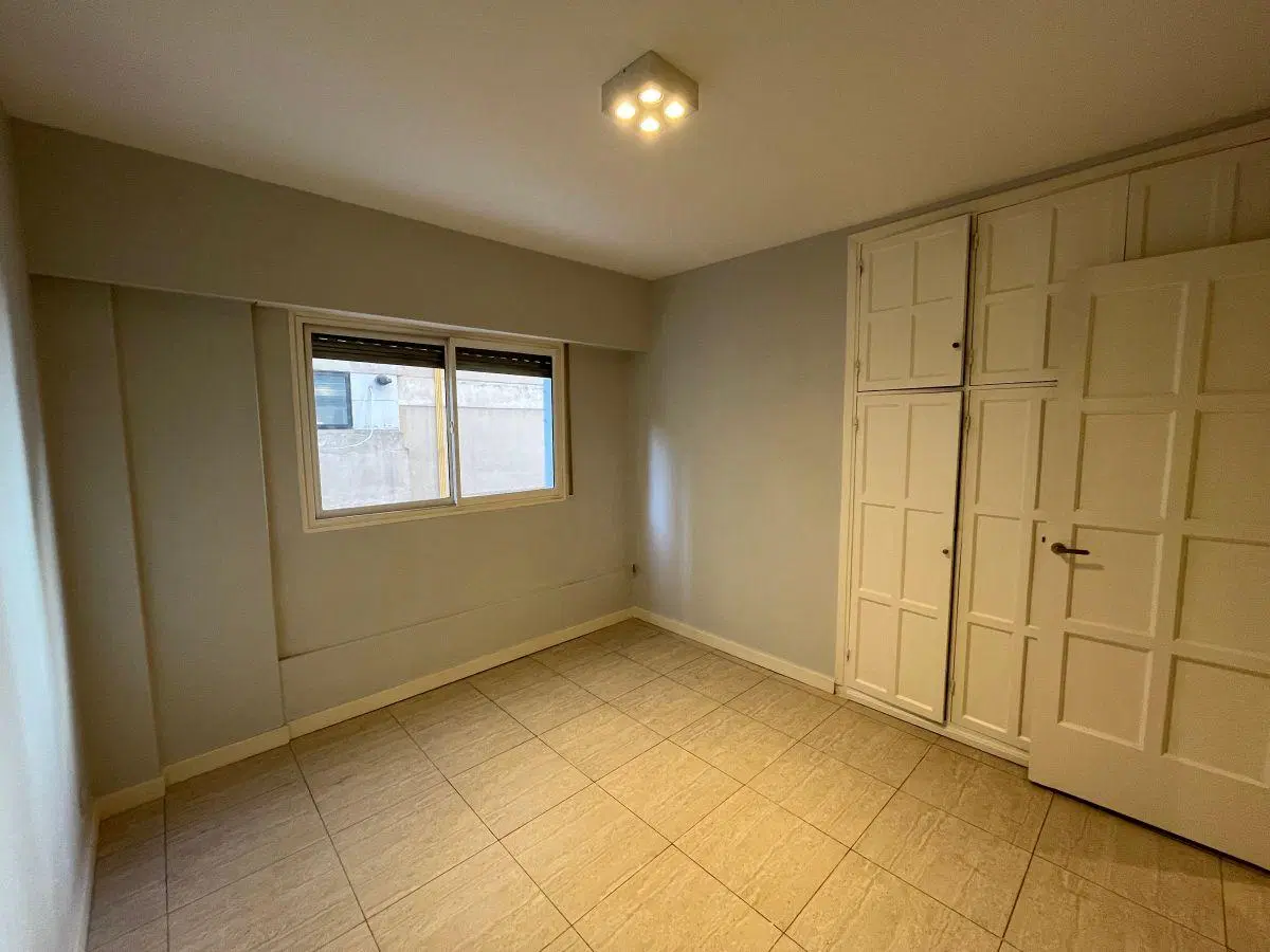 Venta - Departamento de 3 amb. en Olleros 8