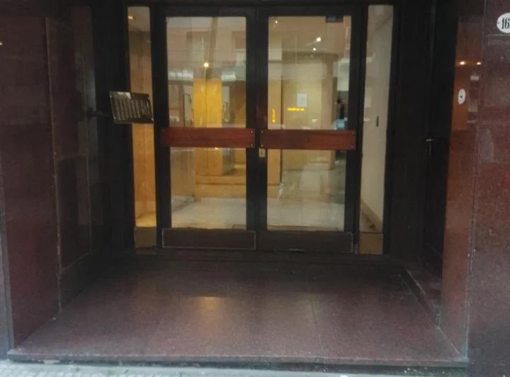 Oportunidad! Monoambiente cómodo a metros del subte – Recoleta, zona premium 2