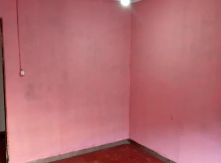 Casa a 4 cuadras de av colon, Patio, Jardin, 1 dorm 3