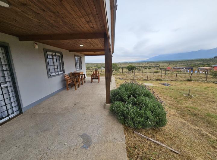 Casa Autosustentable Amoblada en La Cumbre 4