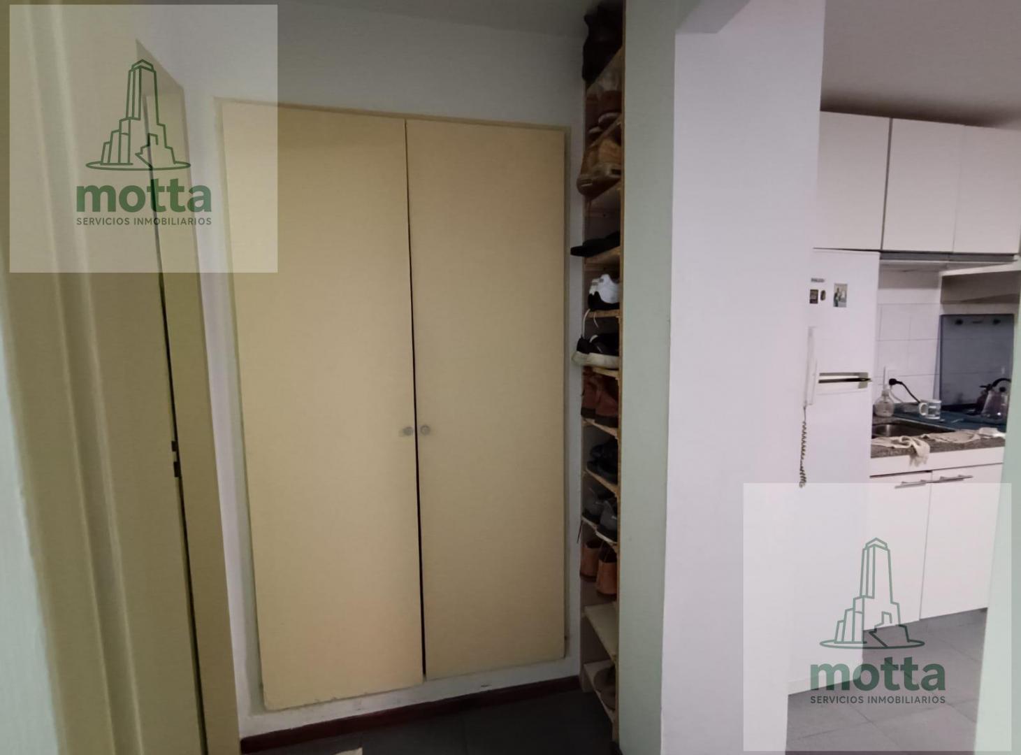 Foto de VENTA MONOAMBIENTE DIVIDIDO CON BALCON EN ABASTO, imagen 1