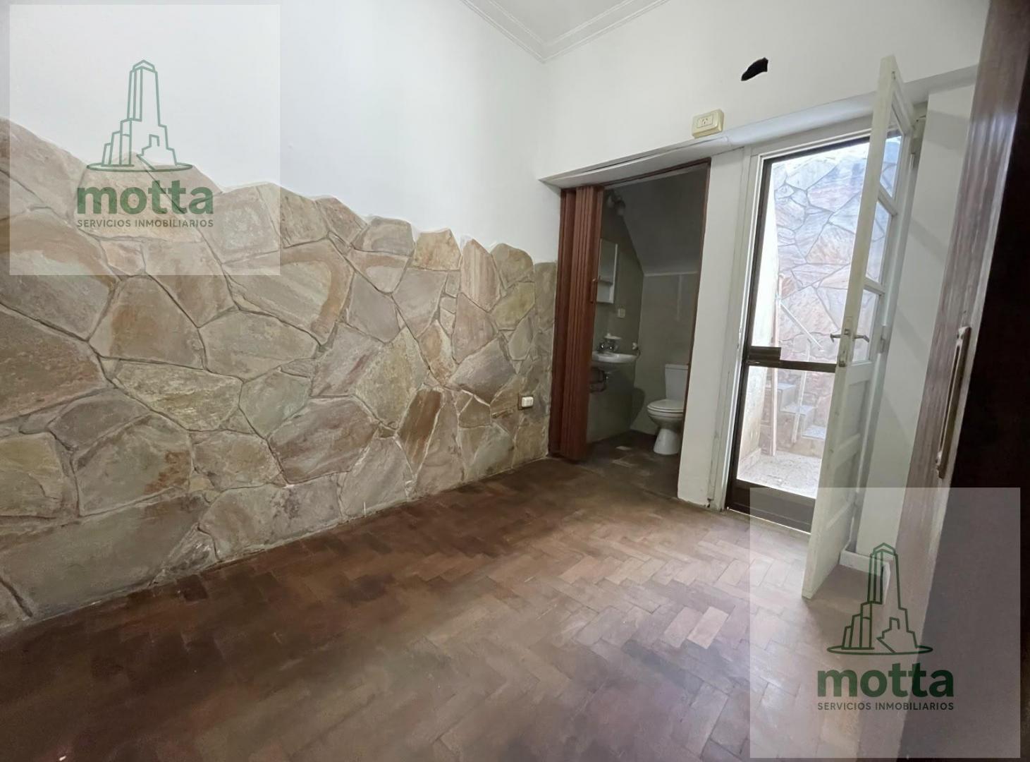 Foto de venta de casa en PB de 2 dorm c/cochera en Bo Hospitales, imagen 3